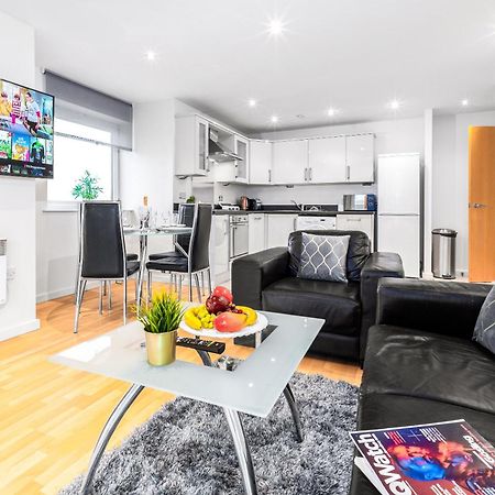 City Centre Apartment - 2 Bedroom - Secure Parking - Top Rated - 201M 伯明翰 外观 照片