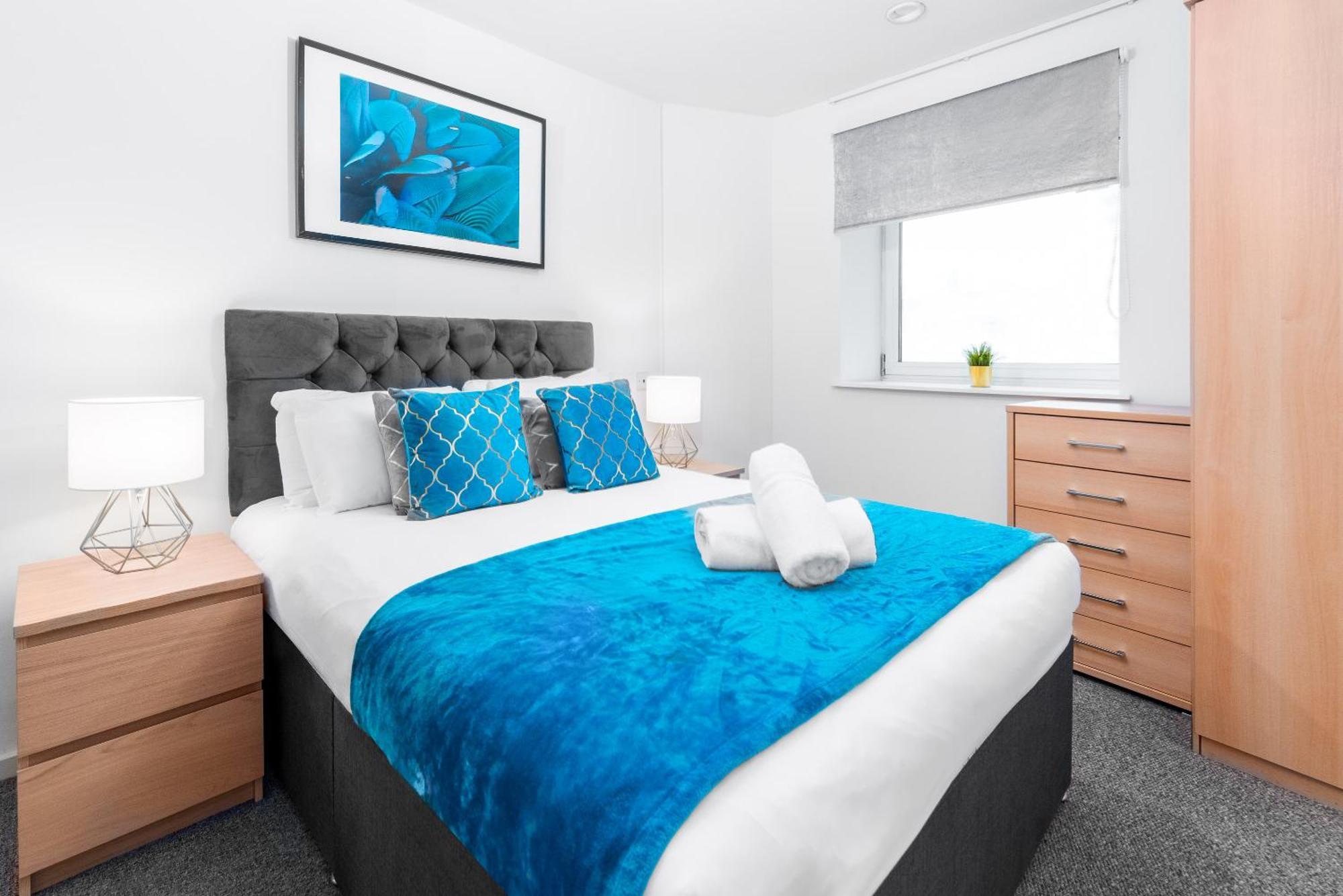 City Centre Apartment - 2 Bedroom - Secure Parking - Top Rated - 201M 伯明翰 外观 照片