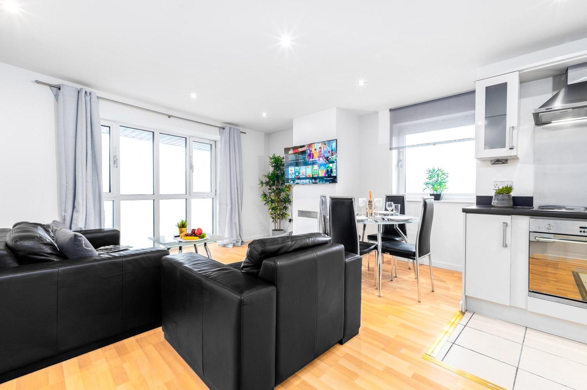 City Centre Apartment - 2 Bedroom - Secure Parking - Top Rated - 201M 伯明翰 外观 照片